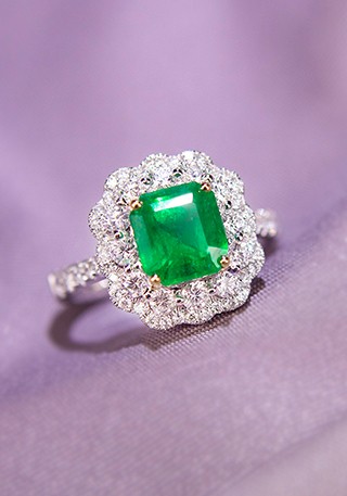 天然哥伦比亚祖母绿戒指Z515