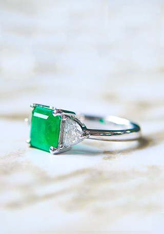 哥伦比亚天然木佐祖母绿戒指Z1114