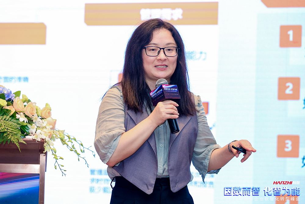 YU523269.JPG YU523269.JPG
